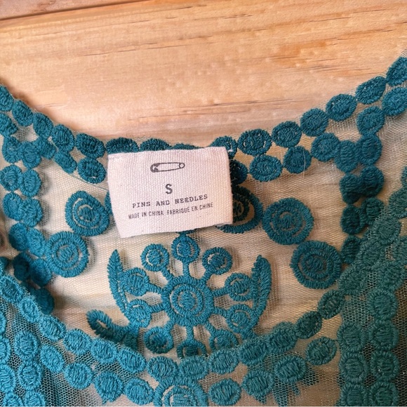 Anthropologie- Pins & Needles Lace Tanktop - Picture 2 of 5